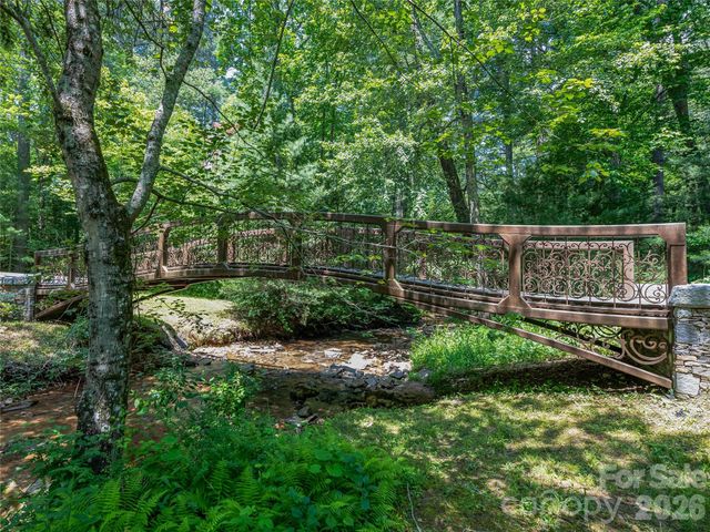75 Emerald Necklace Drive 411, Asheville, NC 28803