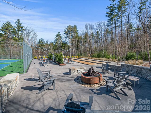 75 Emerald Necklace Drive 411, Asheville, NC 28803