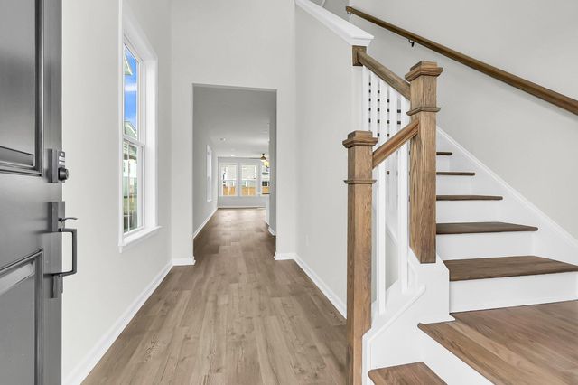 724 Southern Cypress Circle, Moncks Corner, SC 29461
