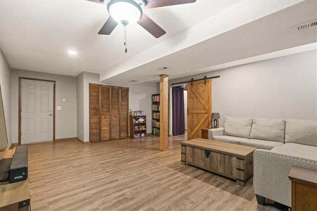 2113 S Owings Street, Oak Grove, MO 64075