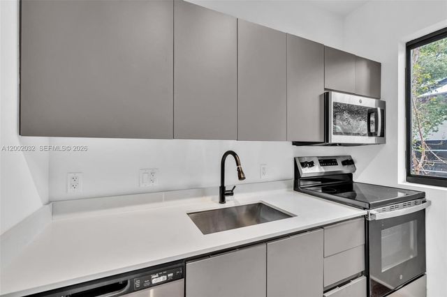 753 NW 30th St 1, Miami, FL 33127