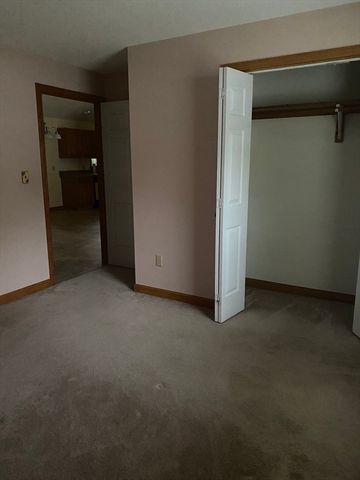 22 Rosewood Ln 22, Southwick, MA 01077