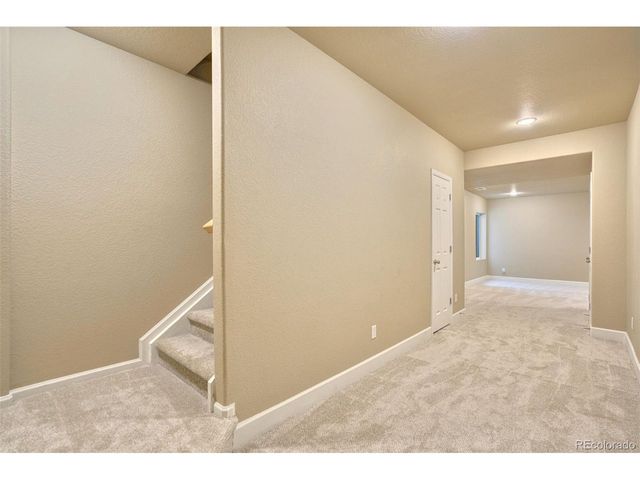 8284 Longleaf Ln, Colorado Springs, CO 80927