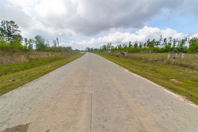 1285 Road 5883, Cleveland, TX 77327