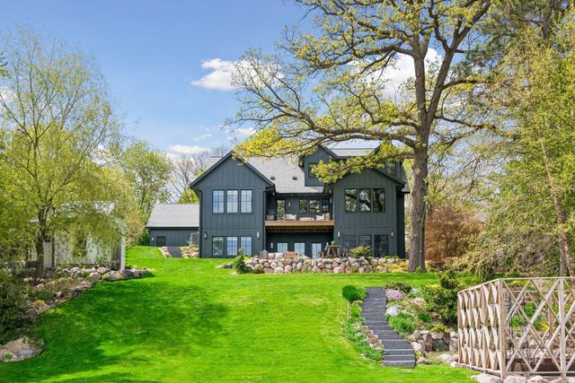 2412 Avon Drive, Mound, MN 55364