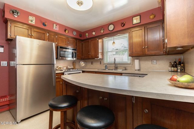 1753 Jermain Drive, Toledo, OH 43606