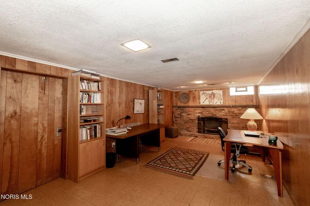 1753 Jermain Drive, Toledo, OH 43606
