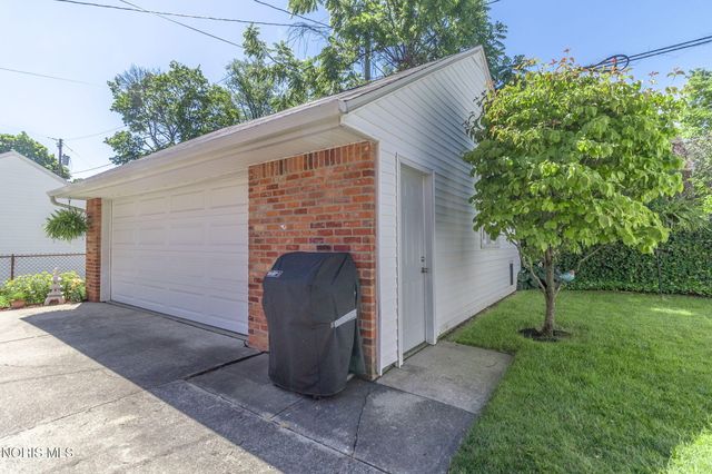 1753 Jermain Drive, Toledo, OH 43606