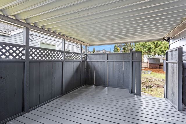 8608 16th Avenue SW, Seattle, WA 98106