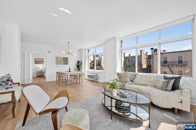 1450 Washington Street 516, Hoboken, NJ 07030