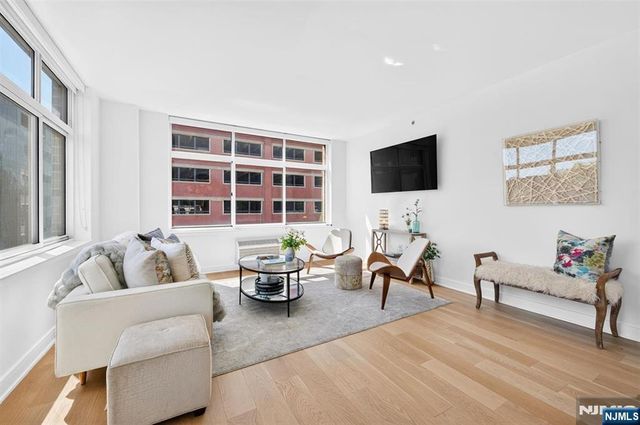 1450 Washington Street 516, Hoboken, NJ 07030