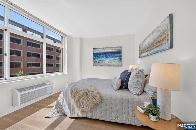 1450 Washington Street 516, Hoboken, NJ 07030