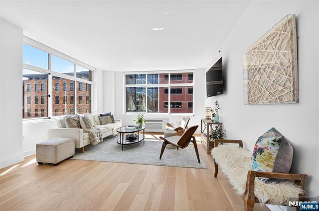 1450 Washington Street 516, Hoboken, NJ 07030