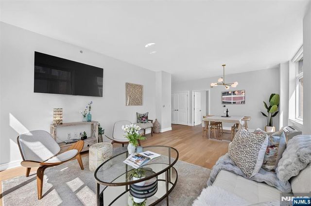 1450 Washington Street 516, Hoboken, NJ 07030