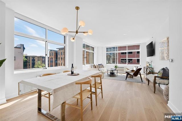 1450 Washington Street 516, Hoboken, NJ 07030