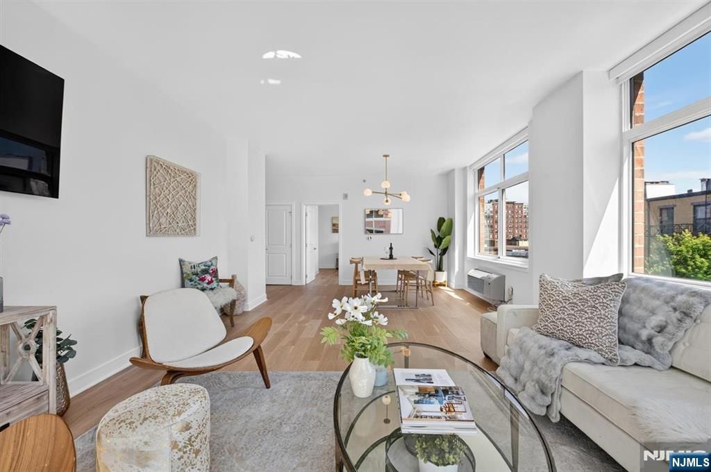 1450 Washington Street 516, Hoboken, NJ 07030
