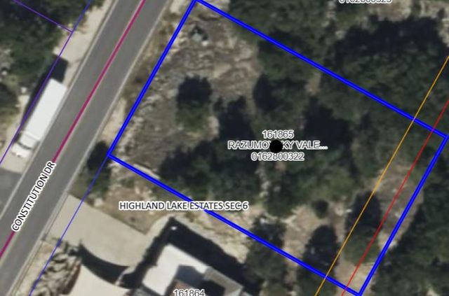 3301 Constitution DR, Lago Vista, TX 78645