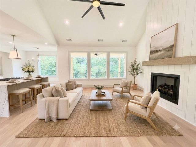 27 Cullen Hills Drive, Bella Vista, AR 72715