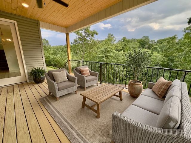 27 Cullen Hills Drive, Bella Vista, AR 72715