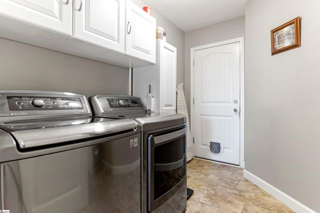 3161 Rainbow Lake Road, Inman, SC 29349