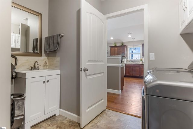 3161 Rainbow Lake Road, Inman, SC 29349