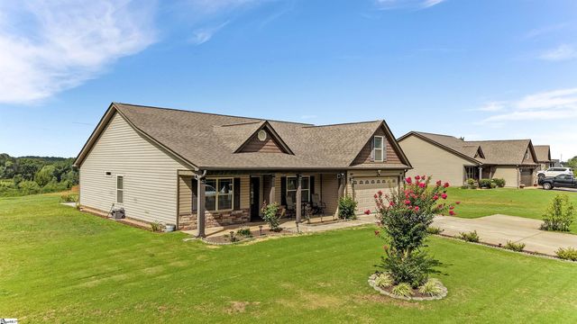 3161 Rainbow Lake Road, Inman, SC 29349