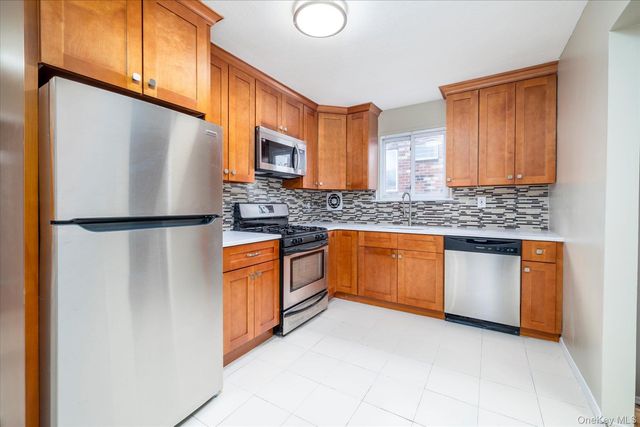 14827 230th Place, Springfield Gardens, NY 11413