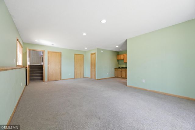 8302 Parkview Avenue NE, Elk River, MN 55330