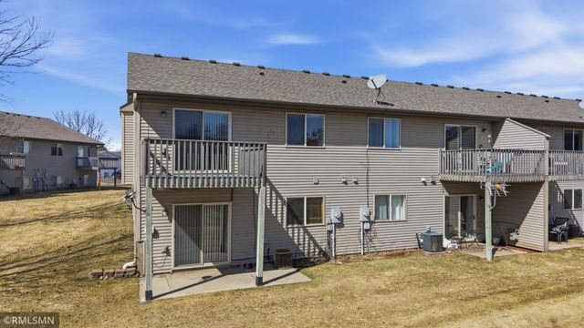 8302 Parkview Avenue NE, Elk River, MN 55330