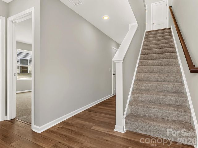 6557 Fire Lily Lane, Charlotte, NC 28216