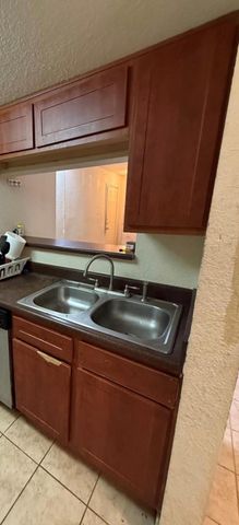 8100 Creekbend Drive 149, Houston, TX 77071