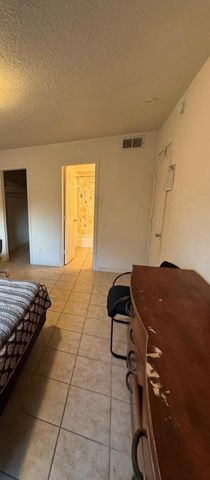 8100 Creekbend Drive 149, Houston, TX 77071