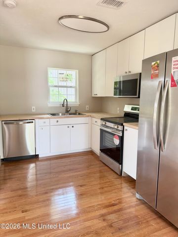 635 Oakleigh Avenue, Gulfport, MS 39507