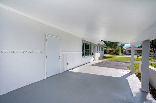 10441 SW 46th Ter, Miami, FL 33165