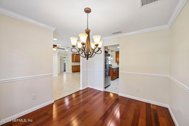 2614 WHIPPLE Avenue, Orange Park, FL 32073