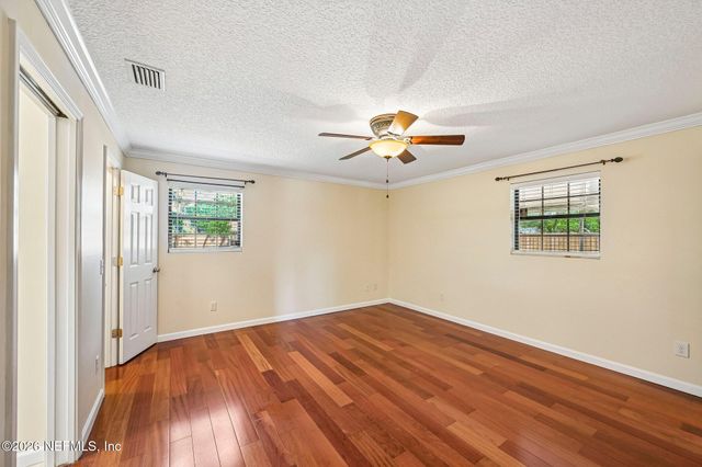 2614 WHIPPLE Avenue, Orange Park, FL 32073