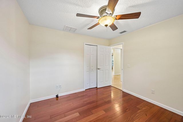2614 WHIPPLE Avenue, Orange Park, FL 32073