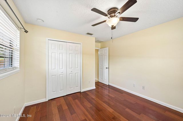 2614 WHIPPLE Avenue, Orange Park, FL 32073