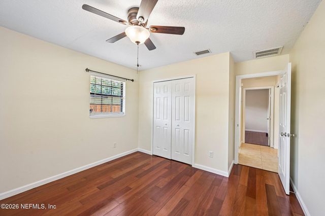 2614 WHIPPLE Avenue, Orange Park, FL 32073