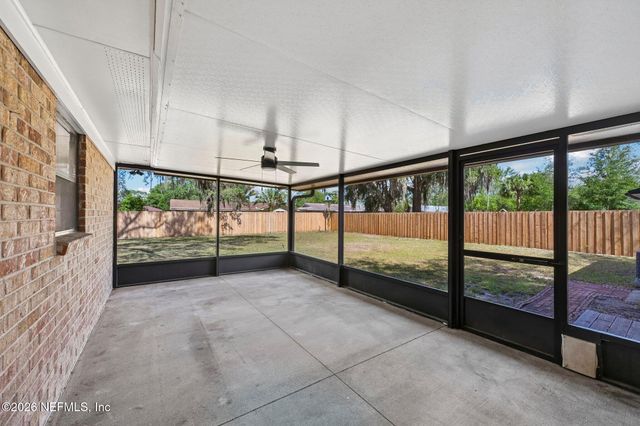 2614 WHIPPLE Avenue, Orange Park, FL 32073