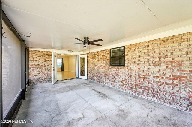 2614 WHIPPLE Avenue, Orange Park, FL 32073
