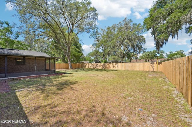 2614 WHIPPLE Avenue, Orange Park, FL 32073