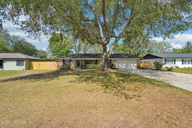 2614 WHIPPLE Avenue, Orange Park, FL 32073
