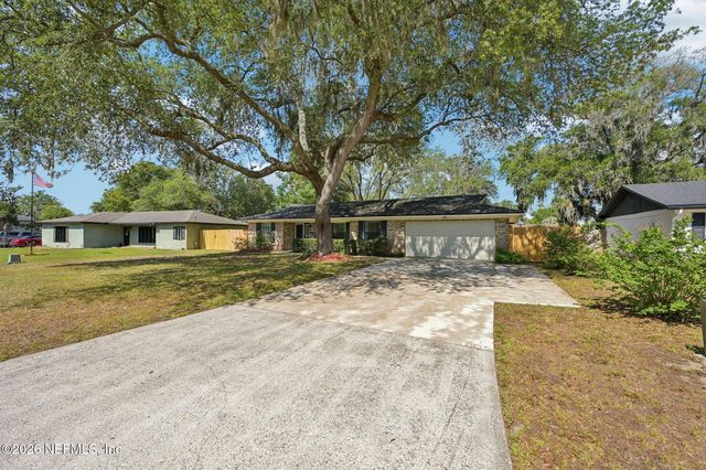 2614 WHIPPLE Avenue, Orange Park, FL 32073
