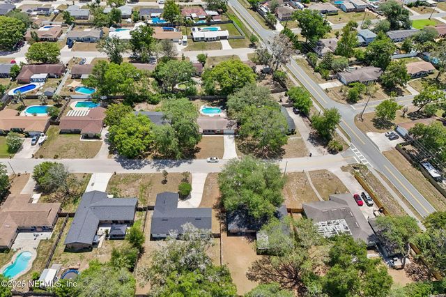 2614 WHIPPLE Avenue, Orange Park, FL 32073