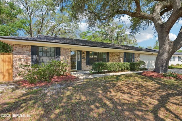 2614 WHIPPLE Avenue, Orange Park, FL 32073