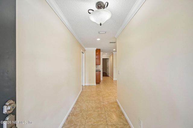2614 WHIPPLE Avenue, Orange Park, FL 32073