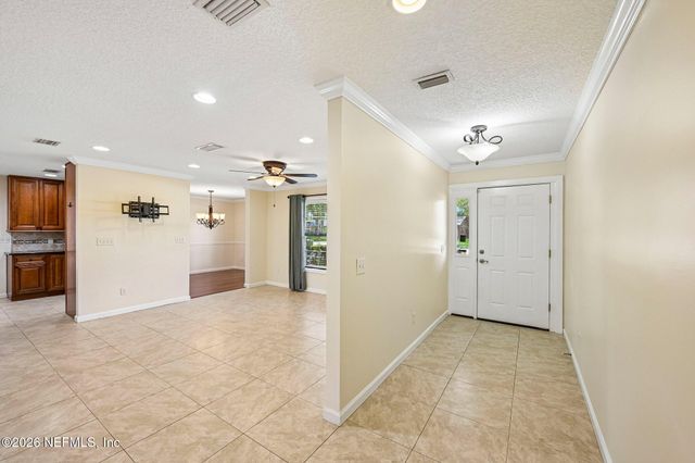 2614 WHIPPLE Avenue, Orange Park, FL 32073