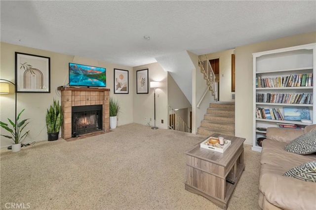 107 S Helberta Avenue, Redondo Beach, CA 90277