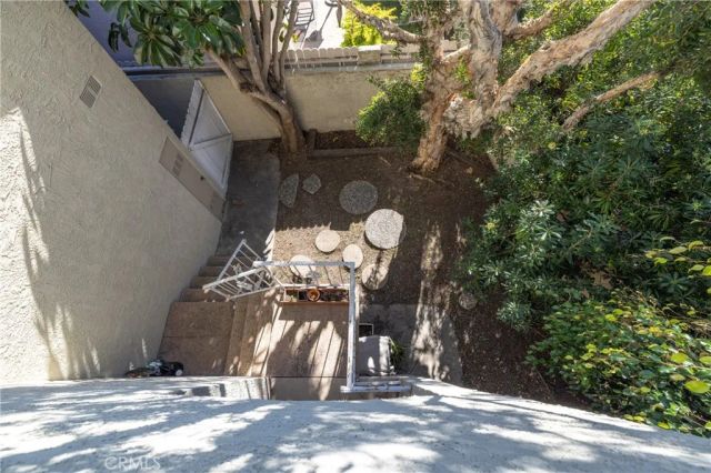 107 S Helberta Avenue, Redondo Beach, CA 90277